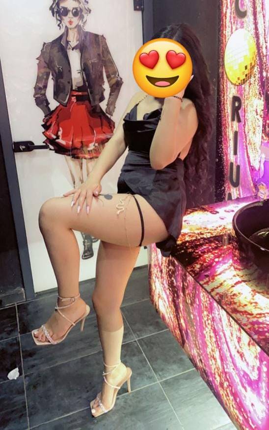 İstanbul Escort Bayan Derya İle Sonsuz Tutku Seninle